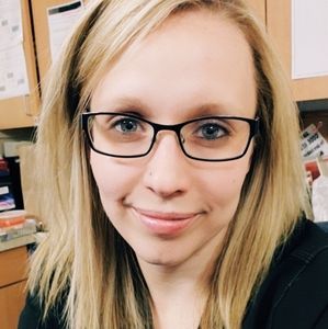 Meet your Posher, Kayla